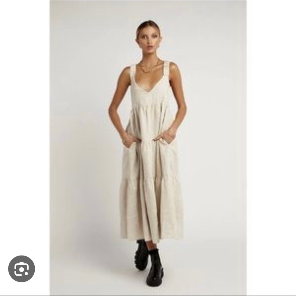 Dissh linen dress